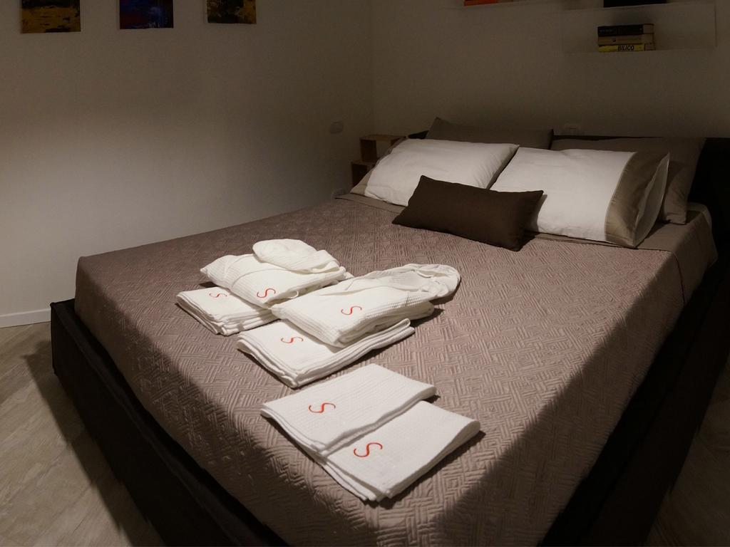 Les Suites Di Parma Room photo